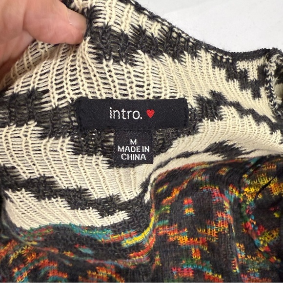 Intro. Aztec Print Cardigan Southwestern Open Front Sweater Women’s Size Medium - Picture 10 of 12